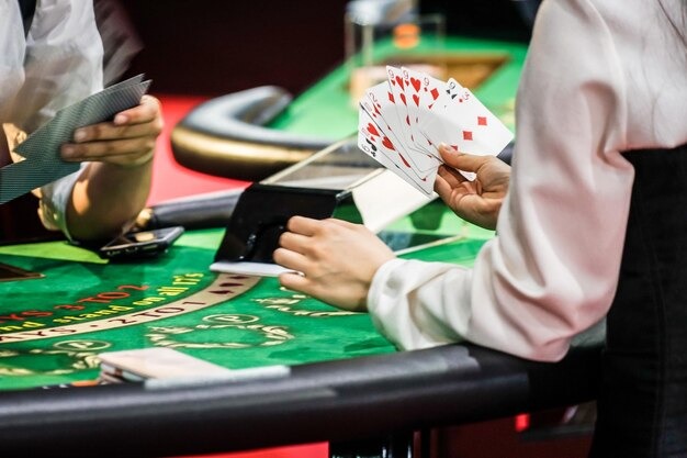 Poker table stakes and player count display